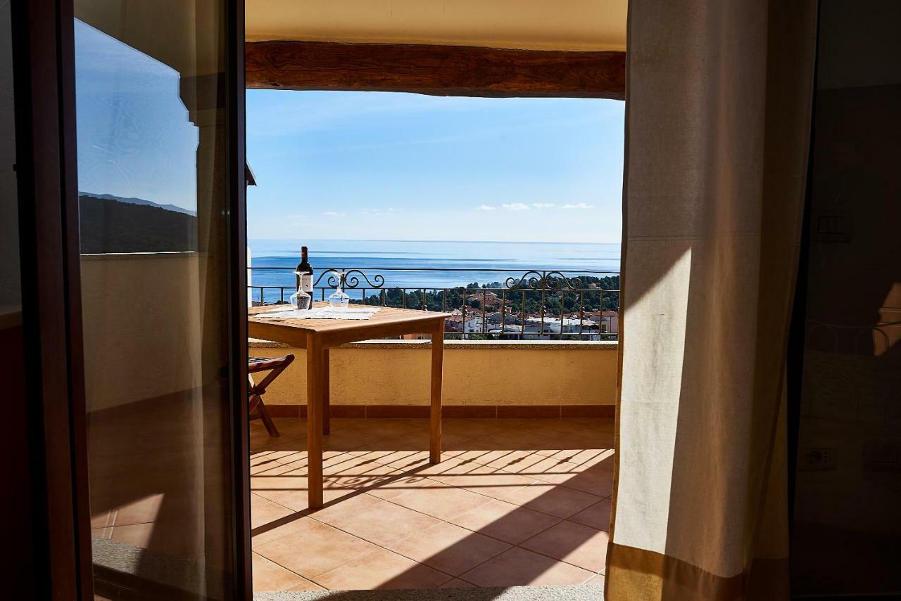 Appartamenti Mare E Monte Cala Gonone Extérieur photo